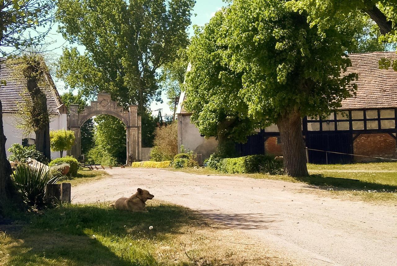 Country Estate *